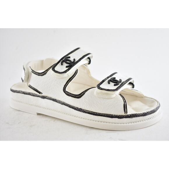Chanel 22C White Black Graffiti CC Logo Mule Slide Strap Flat Teva Dad Sandal 41 - Picture 4 of 12